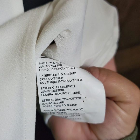 LAST CHANCE Club Monaco White Boxy Crop Tank Top - Picture 2 of 4